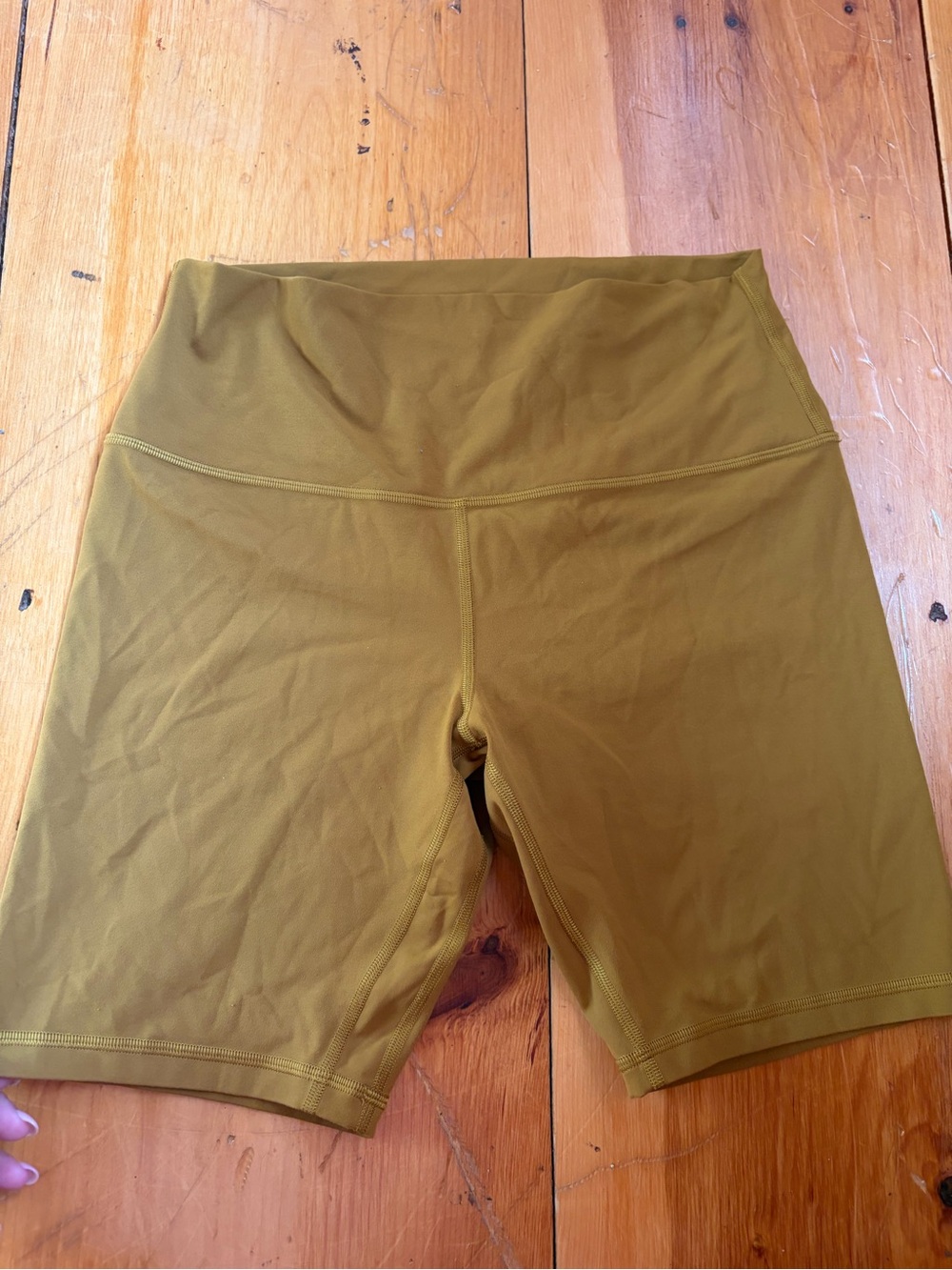 Lululemon Wunder Train High-Rise Short 6" size 10 Gold Spice - Picture 3 of 6